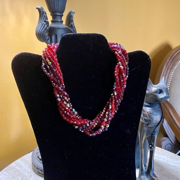 Jewelry - RED faux crystal necklace